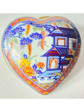 Vintage & Vibrant Heart-Shaped Imari Porcelain Trinket Box Oriental Florals, Hou